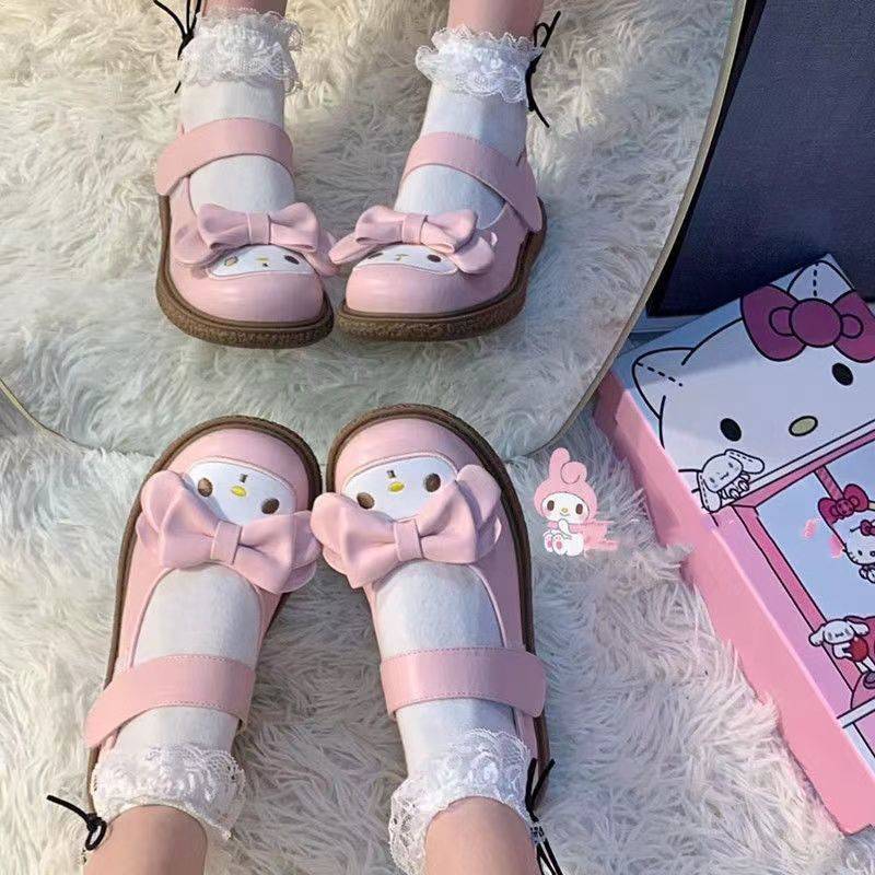 Chaussures en cuir Sanrio