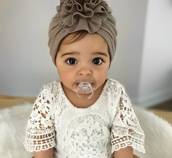 Turban bébé avec fleur