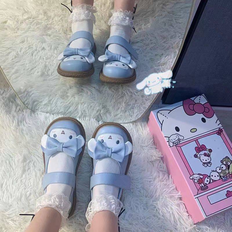 Chaussures en cuir Sanrio